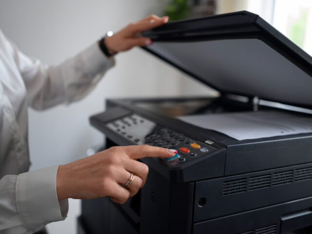 work-office-using-printer (small size)